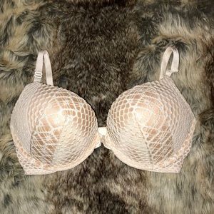 Victoria’s Secret Bombshell Push-Up Bra